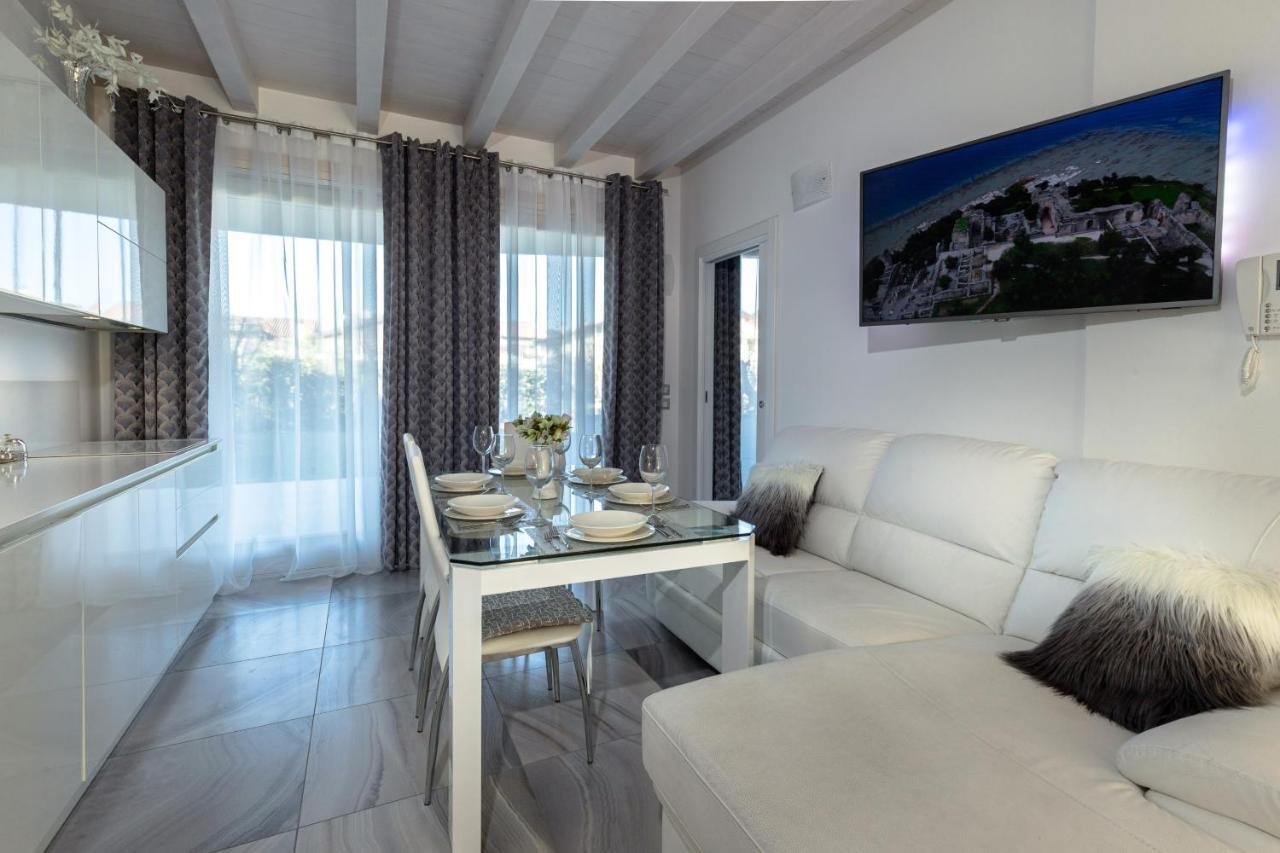 Apartment Blue Laguna Sirmione Eksteriør billede