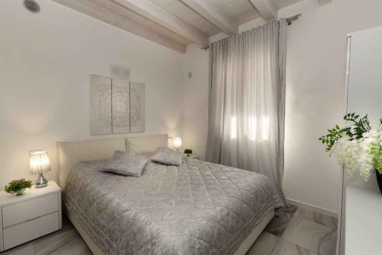 Apartment Blue Laguna Sirmione Eksteriør billede